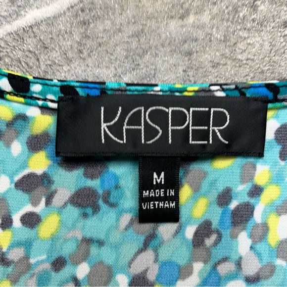 Kasper Sleeveless Top - Picture 4 of 10